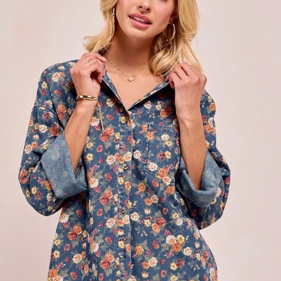 BiBi Washed Florla Print Denim Jacket - Picture 2 of 4